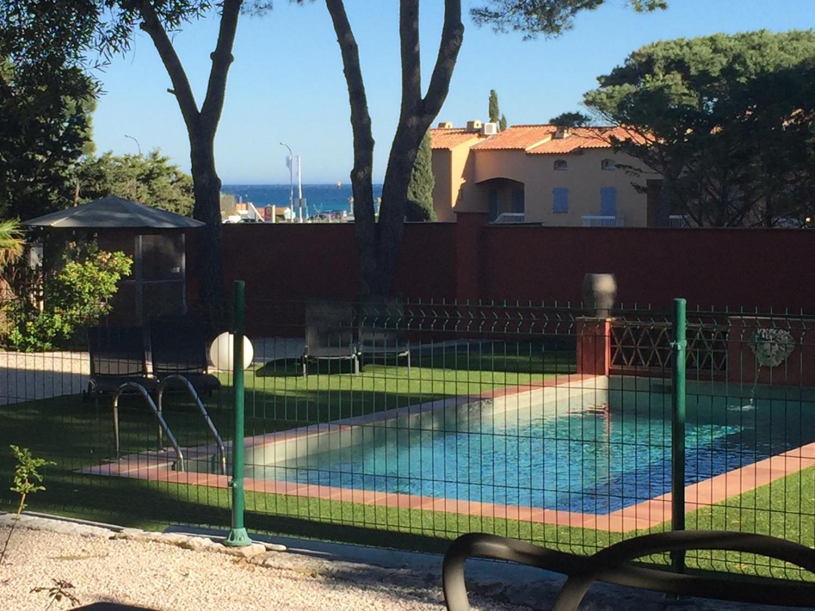 Villa Cote D'Asoet Sainte-Maxime Exteriör bild